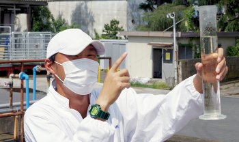 【施設開発課】